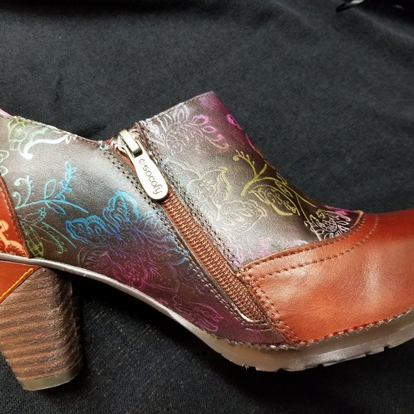 SOCOFY Flowers Leather Stitching Zipper Pumps - Picture 7 of 8